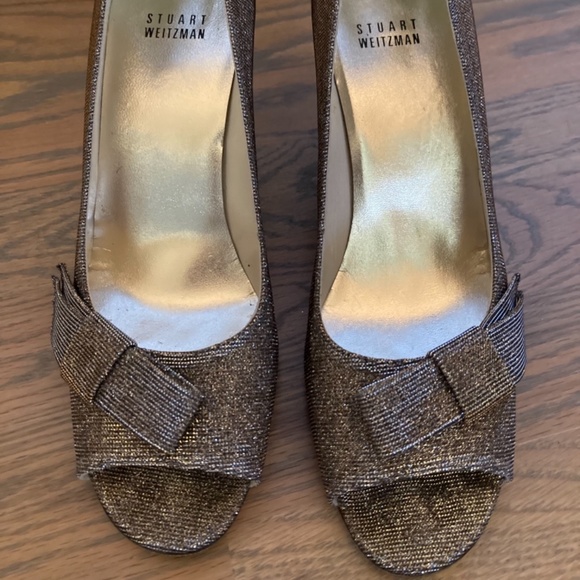 Stuart Weitzman Bowover Pyrite Nocturne Open Toe Heels - Picture 2 of 4